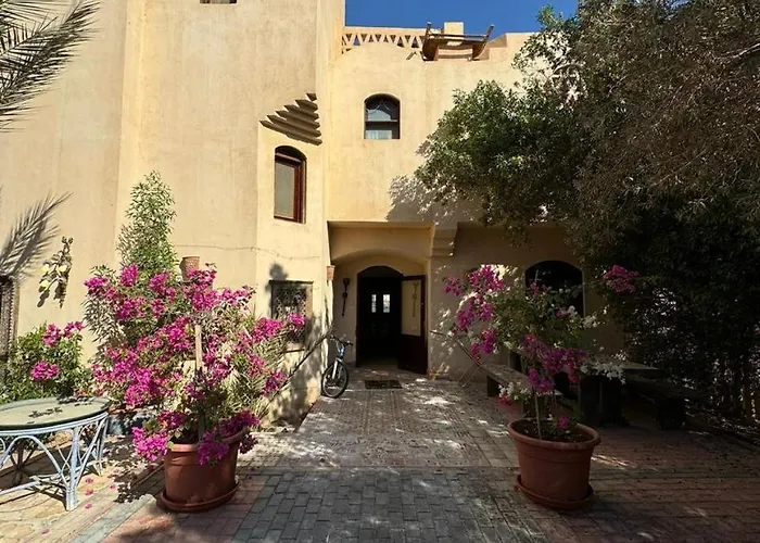 El Gouna 4 Bedroom 4 Bathroom Lagoon Nyaraló *
