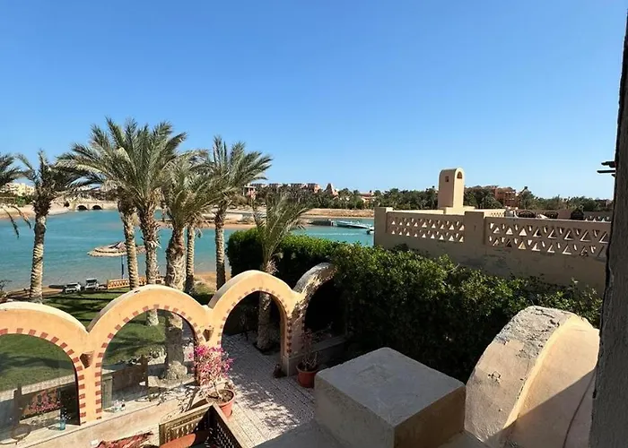 El Gouna 4 Bedroom 4 Bathroom Lagoon *